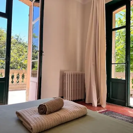 Couette-café Villa Magdala-Chambre d'hôtes-Suite Jardin