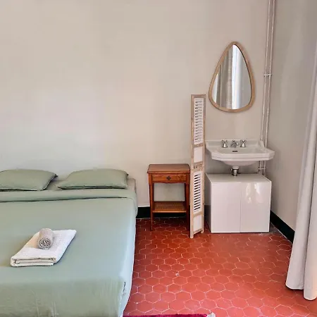 Couette-café Villa Magdala-Chambre d'hôtes-Suite Jardin