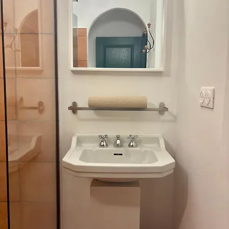 Bed and Breakfast Villa Magdala-Chambre D'Hotes-Suite Jardin Ιέρ